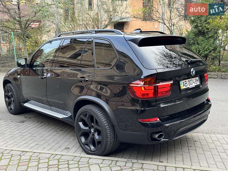 Внедорожник / Кроссовер BMW X5 2011 в Черновцах