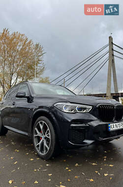 Внедорожник / Кроссовер BMW X5 2022 в Киеве