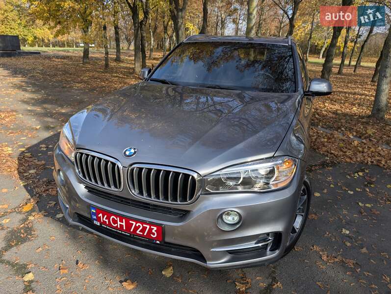 Позашляховик / Кросовер BMW X5 2017 в Луцьку