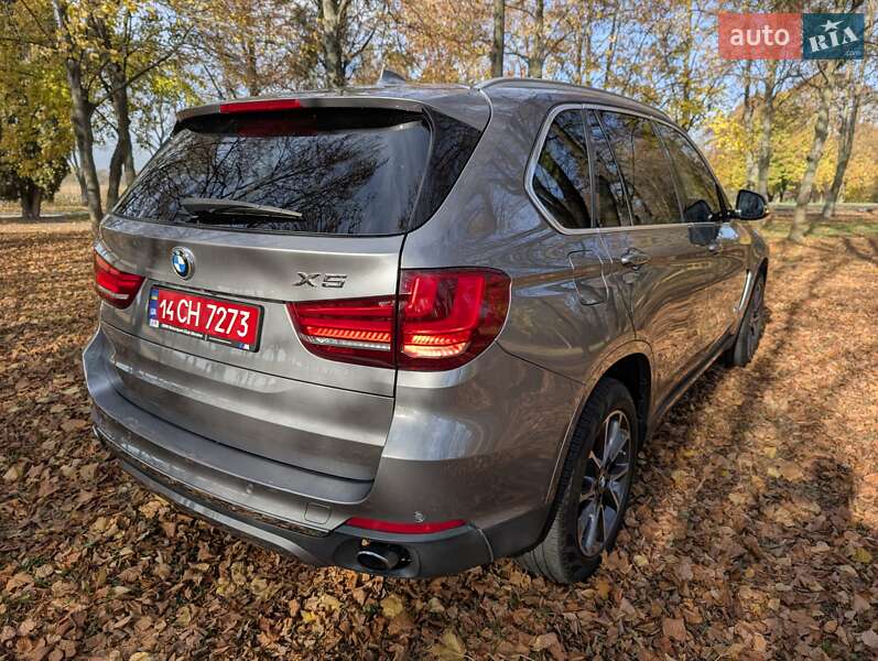 Позашляховик / Кросовер BMW X5 2017 в Луцьку