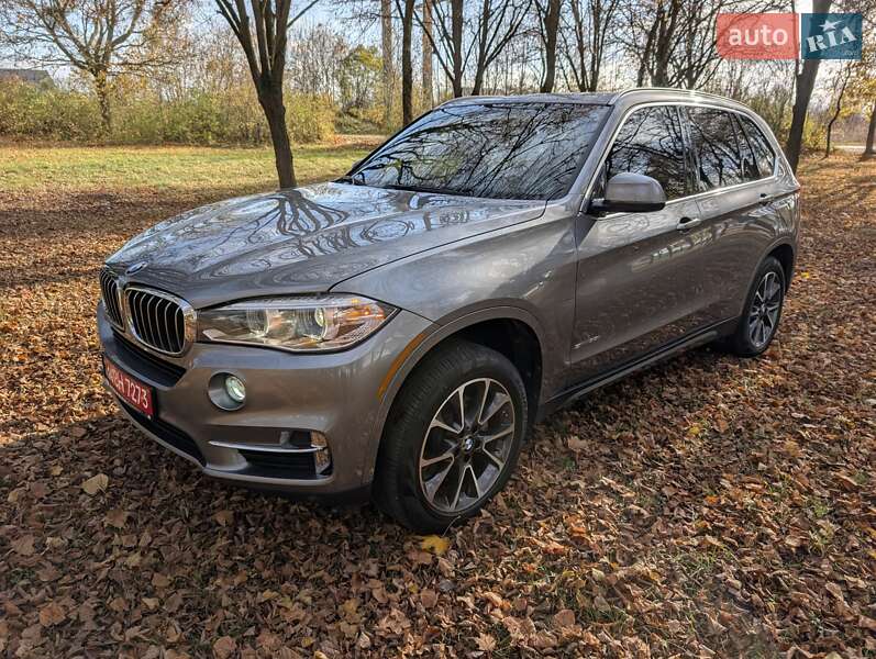Позашляховик / Кросовер BMW X5 2017 в Луцьку