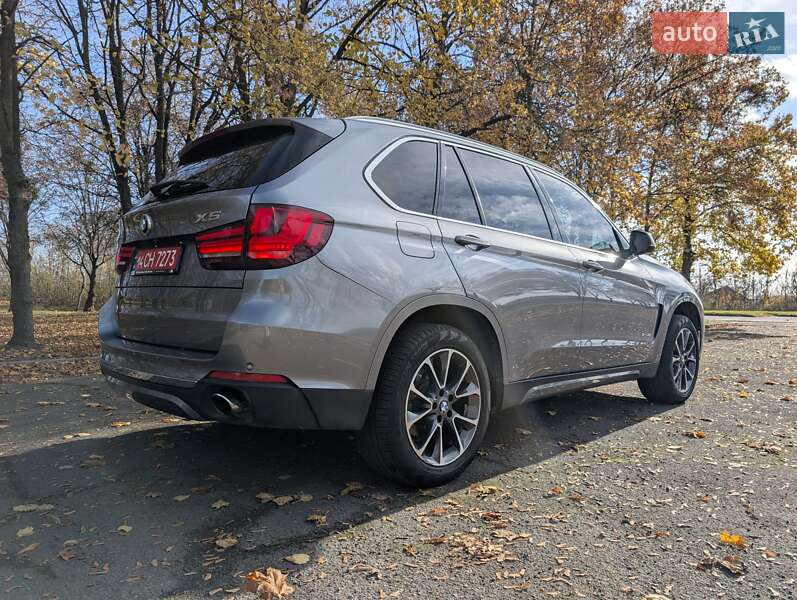 Позашляховик / Кросовер BMW X5 2017 в Луцьку