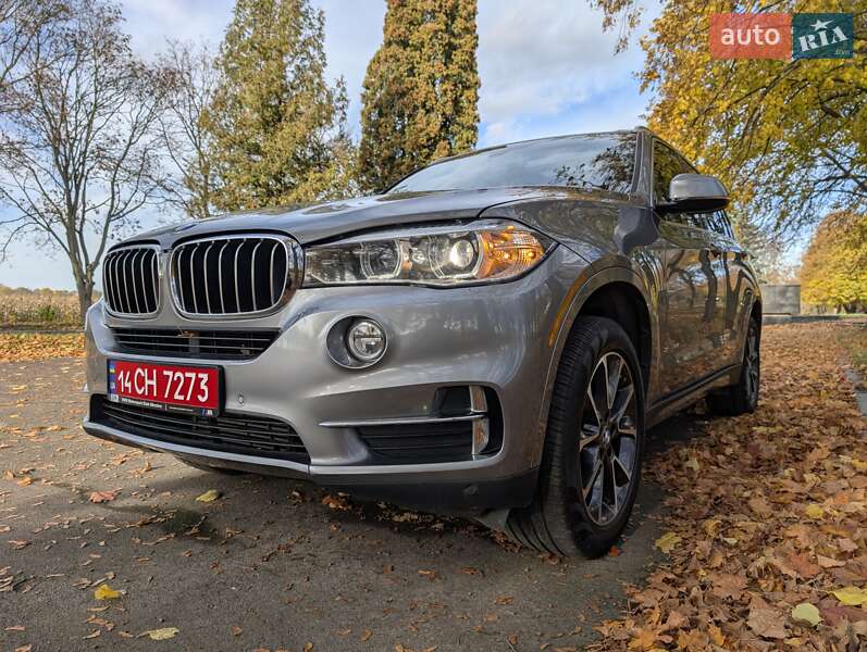 Позашляховик / Кросовер BMW X5 2017 в Луцьку