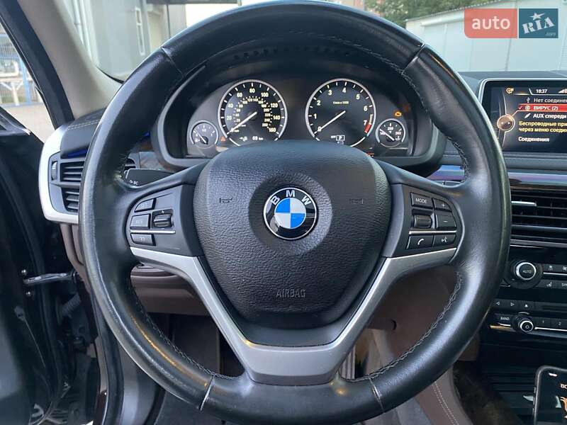 Внедорожник / Кроссовер BMW X5 2015 в Одессе