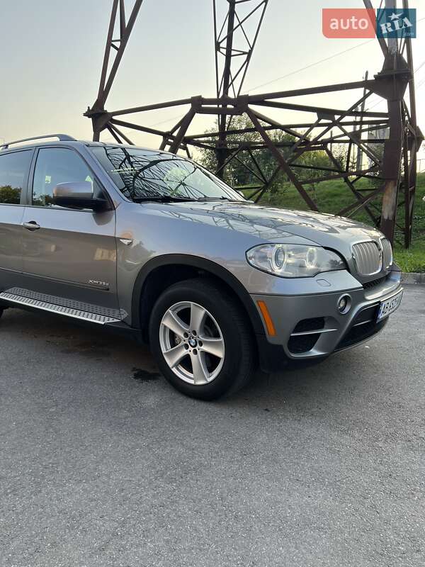 Внедорожник / Кроссовер BMW X5 2012 в Хмельнике