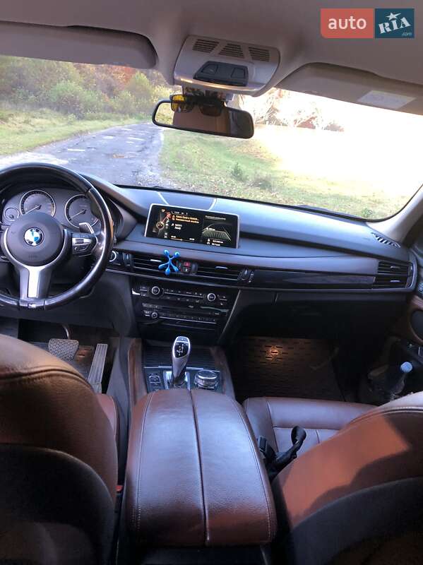 Внедорожник / Кроссовер BMW X5 2015 в Хусте