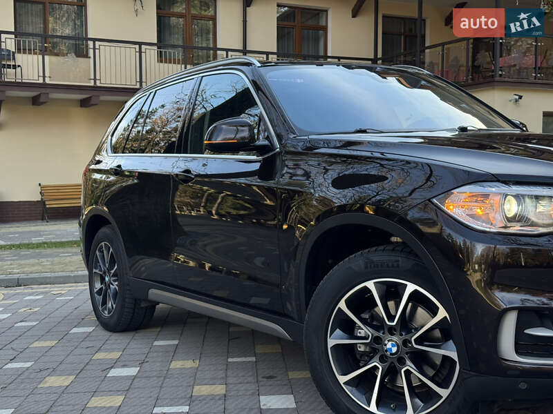 Внедорожник / Кроссовер BMW X5 2015 в Дрогобыче