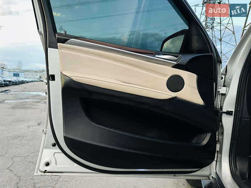 Позашляховик / Кросовер BMW X5 2013 в Харкові