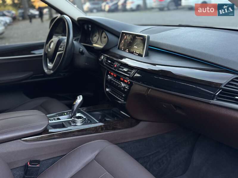 Внедорожник / Кроссовер BMW X5 2014 в Львове