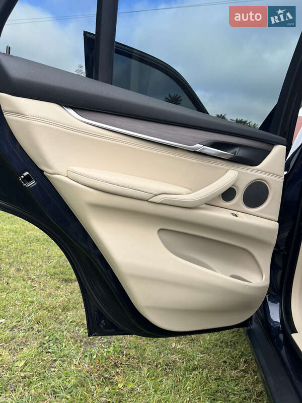 Внедорожник / Кроссовер BMW X5 2014 в Тернополе