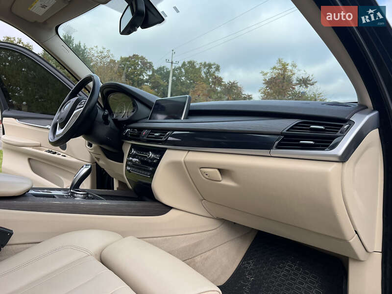 Внедорожник / Кроссовер BMW X5 2014 в Тернополе