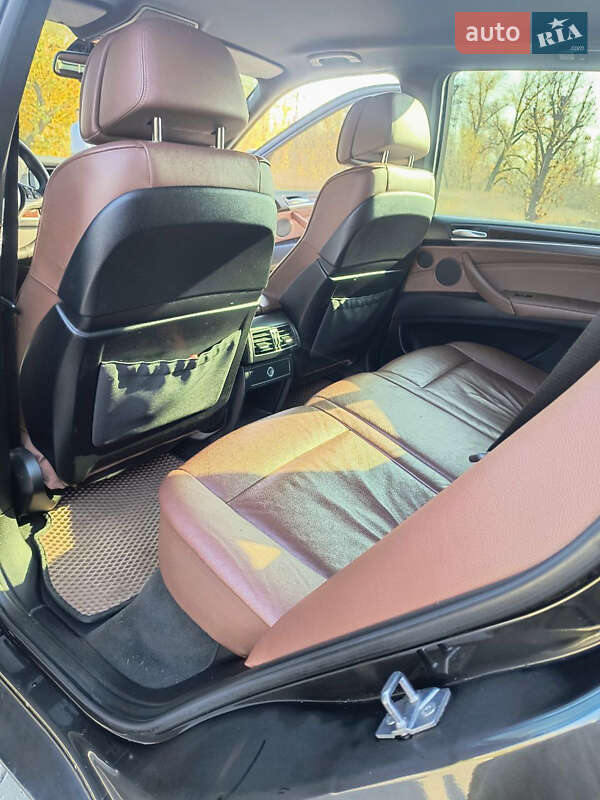 Позашляховик / Кросовер BMW X5 2010 в Павлограді фото 12 Позашляховик / Кросовер BMW X5 2010 в Павлограді