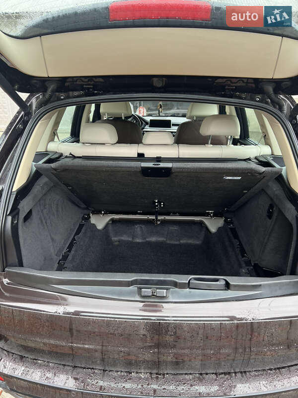 Внедорожник / Кроссовер BMW X5 2015 в Косове