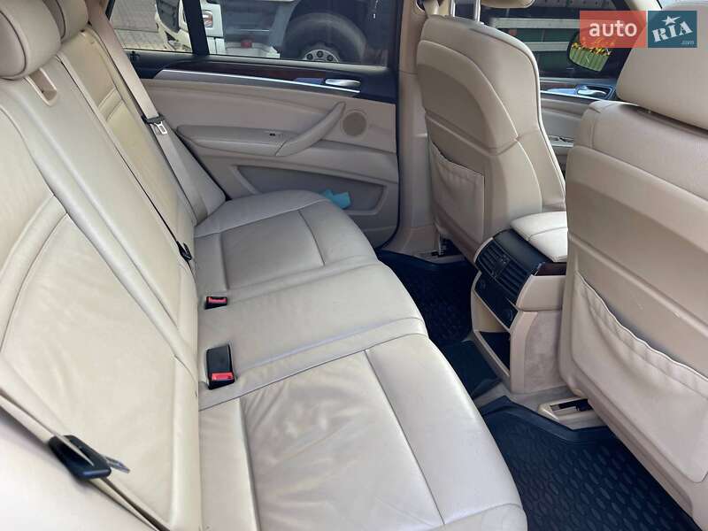 Позашляховик / Кросовер BMW X5 2011 в Києві фото 32 Позашляховик / Кросовер BMW X5 2011 в Києві