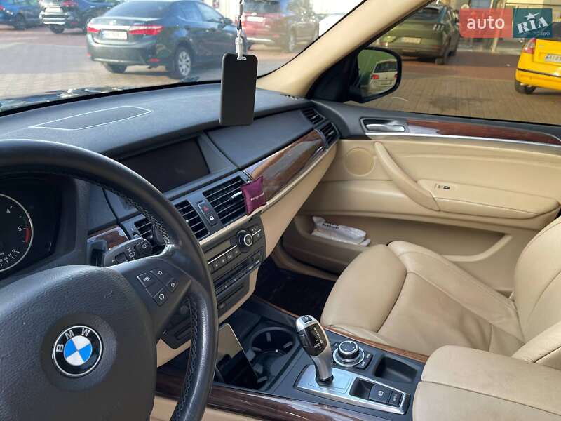 Позашляховик / Кросовер BMW X5 2011 в Києві фото 52 Позашляховик / Кросовер BMW X5 2011 в Києві