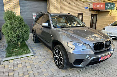 Внедорожник / Кроссовер BMW X5 2012 в Черновцах
