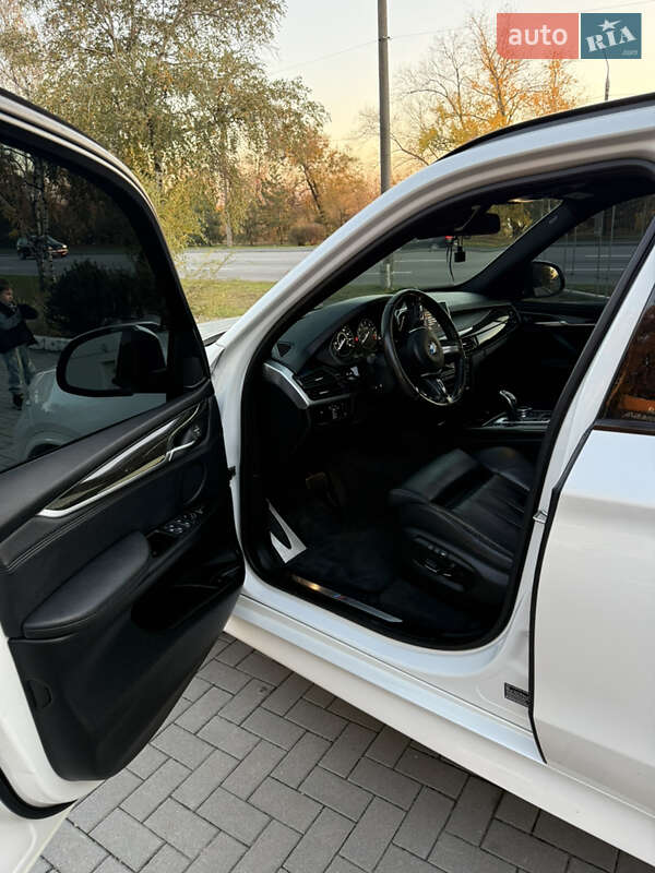 Внедорожник / Кроссовер BMW X5 2016 в Запорожье