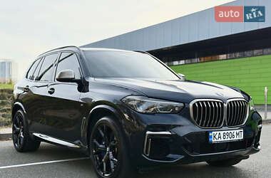 Внедорожник / Кроссовер BMW X5 2022 в Киеве