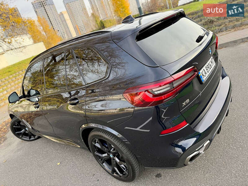 Внедорожник / Кроссовер BMW X5 2022 в Киеве
