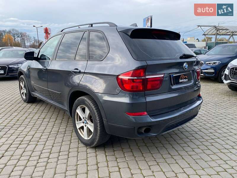 Позашляховик / Кросовер BMW X5 2012 в Львові