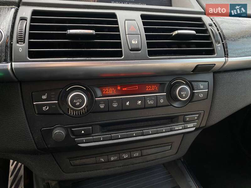 Позашляховик / Кросовер BMW X5 2012 в Львові