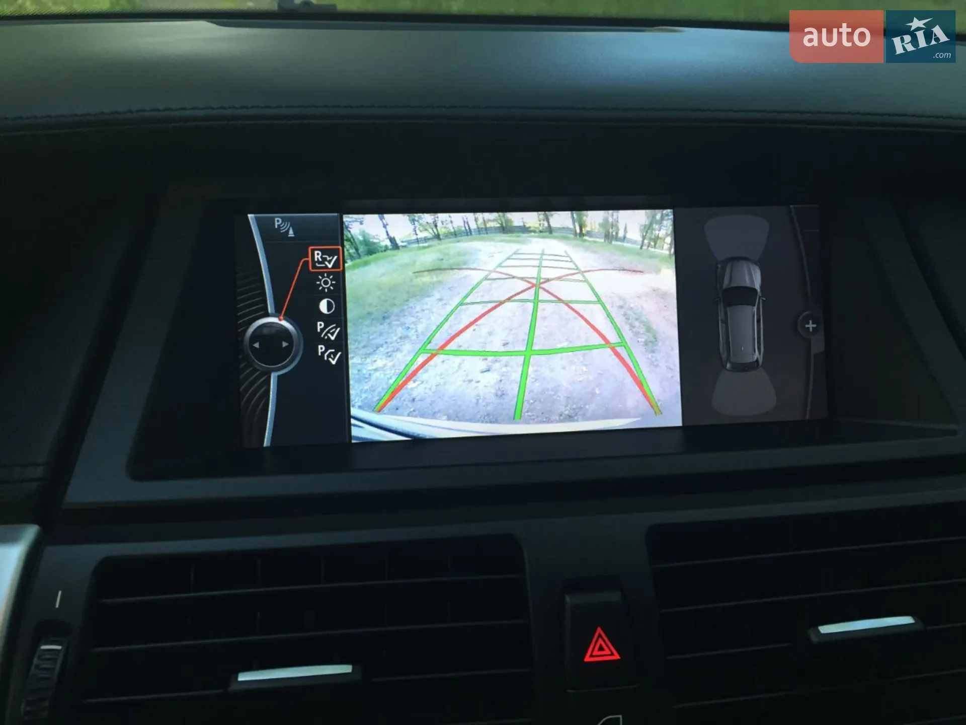 2010 BMW X5 - мініатюра 10