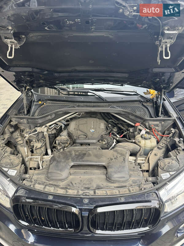 Внедорожник / Кроссовер BMW X5 2016 в Днепре