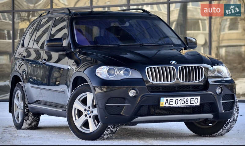 Внедорожник / Кроссовер BMW X5 2011 в Николаеве