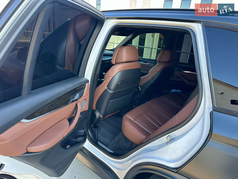 Внедорожник / Кроссовер BMW X5 2014 в Мукачево