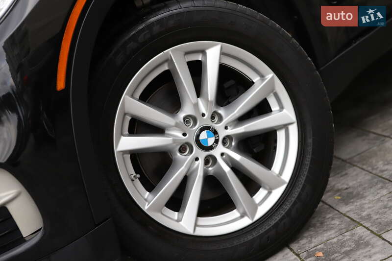 Внедорожник / Кроссовер BMW X5 2016 в Дрогобыче