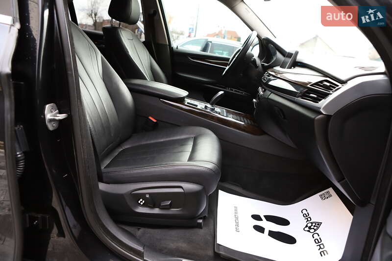 Внедорожник / Кроссовер BMW X5 2016 в Дрогобыче