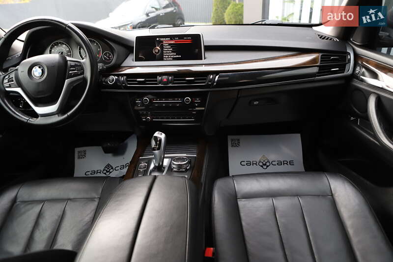 Внедорожник / Кроссовер BMW X5 2016 в Дрогобыче