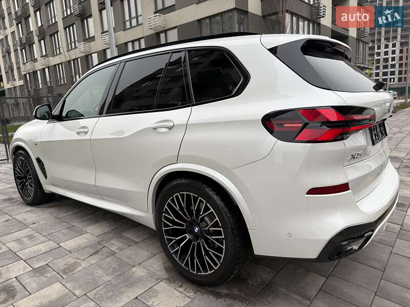 Внедорожник / Кроссовер BMW X5 2023 в Киеве