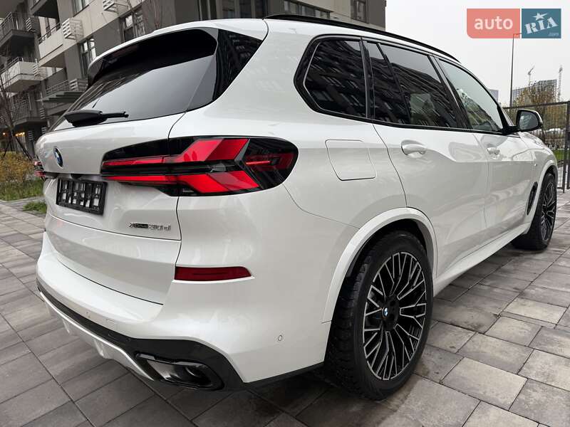 Внедорожник / Кроссовер BMW X5 2023 в Киеве