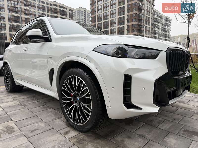 Внедорожник / Кроссовер BMW X5 2023 в Киеве
