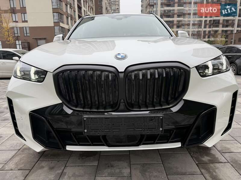 Внедорожник / Кроссовер BMW X5 2023 в Киеве