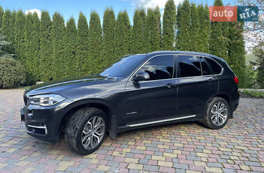 Внедорожник / Кроссовер BMW X5 2015 в Дубно