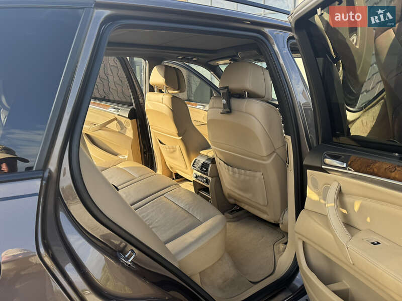 Внедорожник / Кроссовер BMW X5 2011 в Тернополе фото 5 Внедорожник / Кроссовер BMW X5 2011 в Тернополе