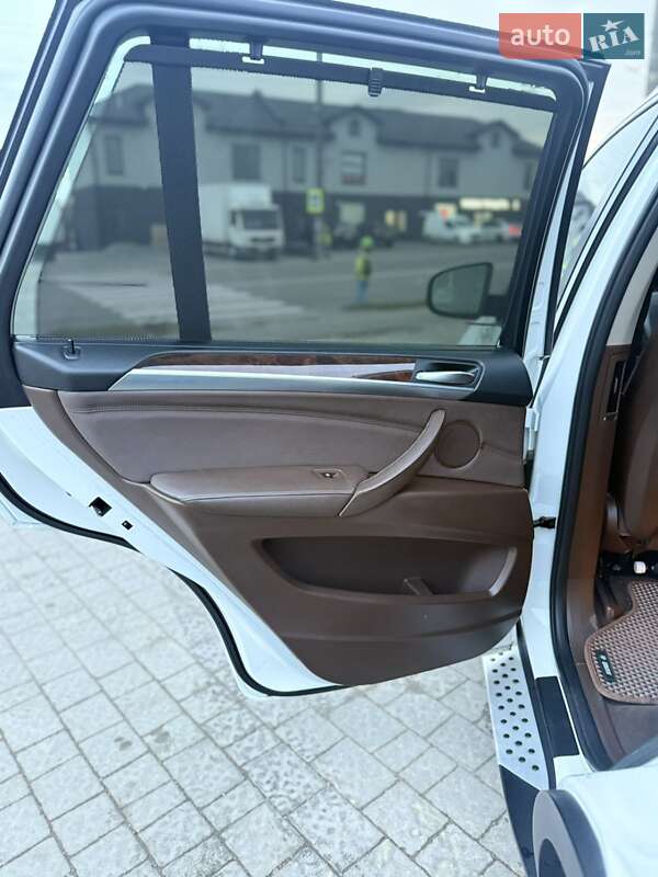 Внедорожник / Кроссовер BMW X5 2010 в Ивано-Франковске фото 12 Внедорожник / Кроссовер BMW X5 2010 в Ивано-Франковске