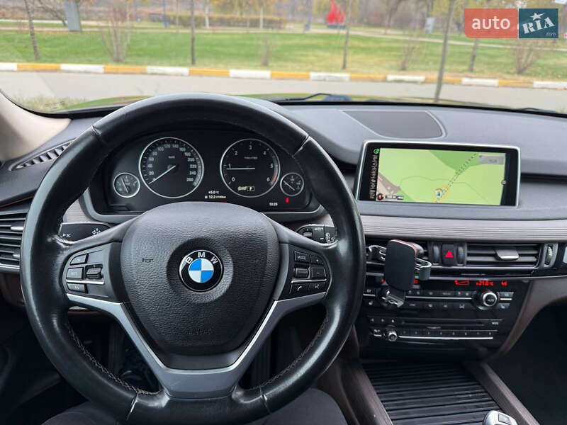Внедорожник / Кроссовер BMW X5 2016 в Киеве