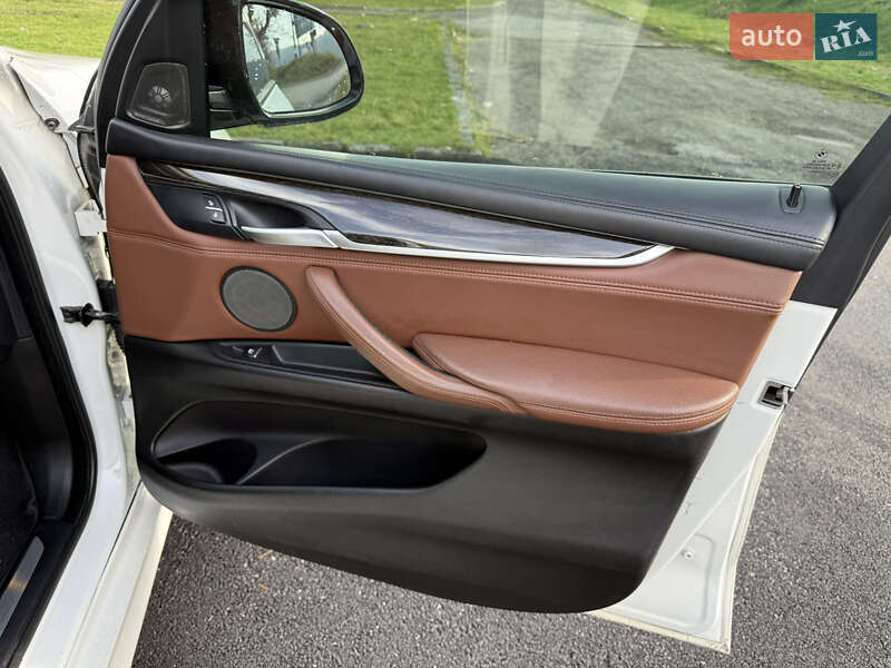 Позашляховик / Кросовер BMW X5 2015 в Хусті