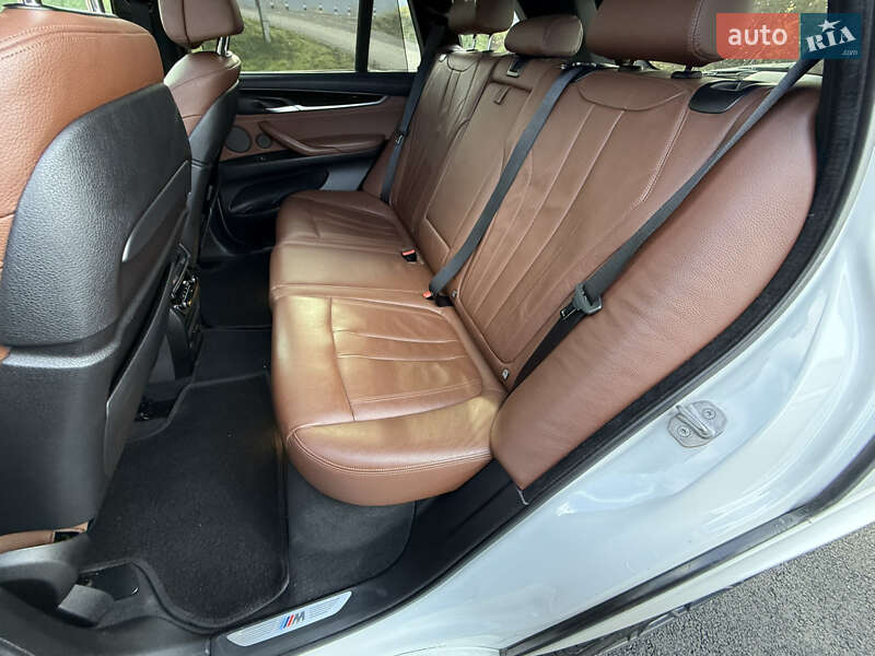 Позашляховик / Кросовер BMW X5 2015 в Хусті