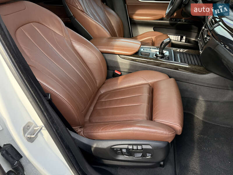 Позашляховик / Кросовер BMW X5 2015 в Хусті