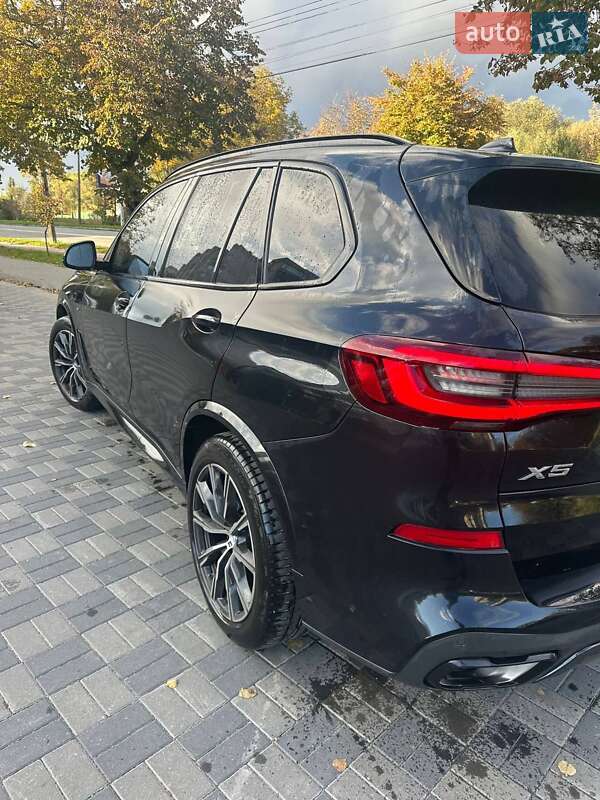 Внедорожник / Кроссовер BMW X5 2022 в Хмельницком
