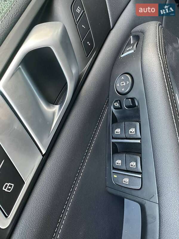 Внедорожник / Кроссовер BMW X5 2022 в Хмельницком