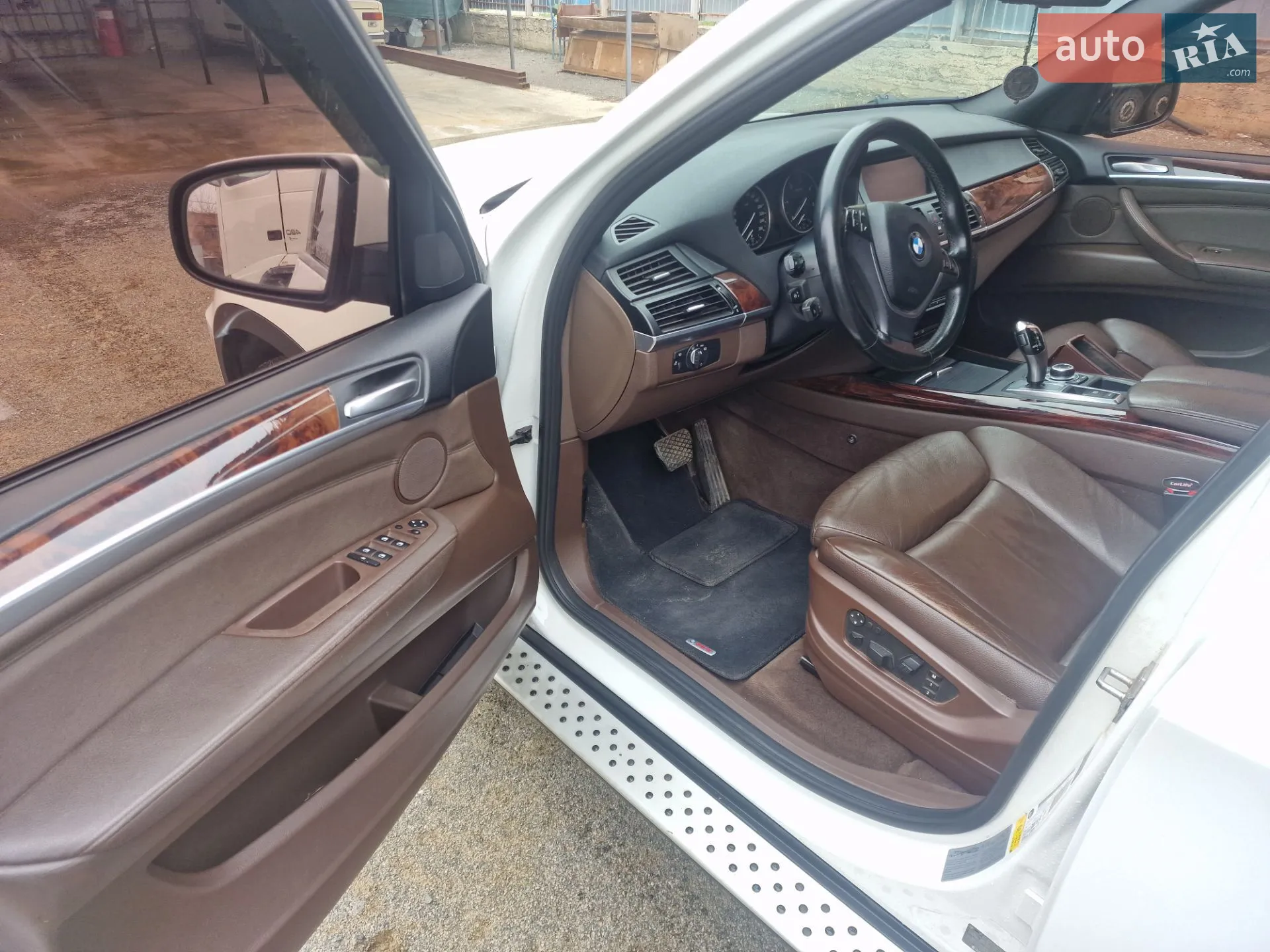 2010 BMW X5 - мініатюра 6