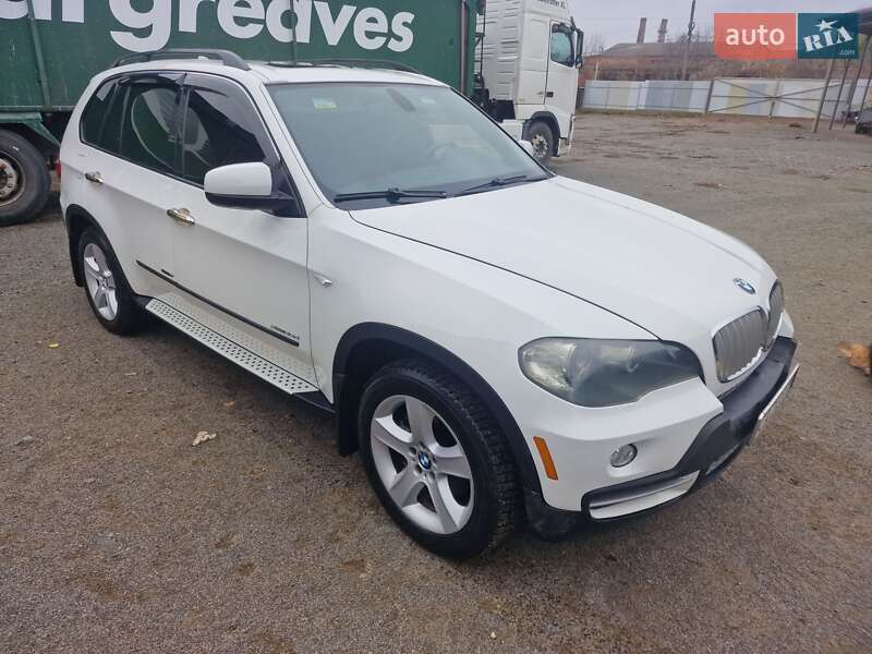 Внедорожник / Кроссовер BMW X5 2010 в Гайвороне