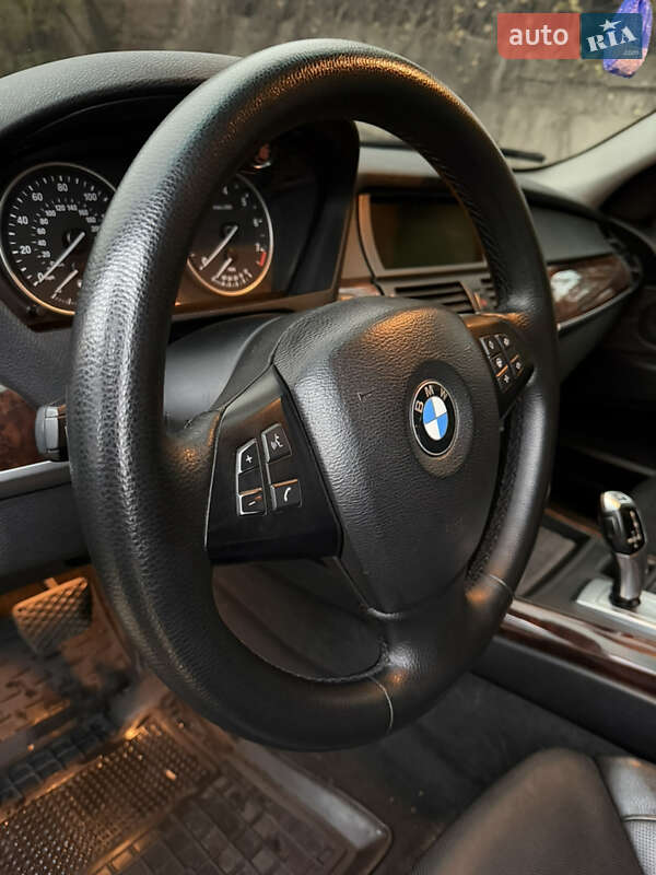 Внедорожник / Кроссовер BMW X5 2007 в Харькове
