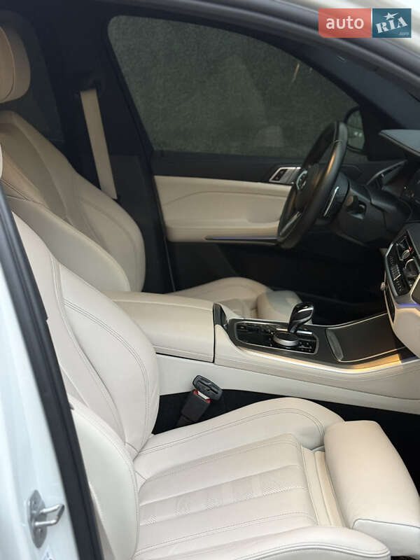 Внедорожник / Кроссовер BMW X5 2022 в Ивано-Франковске