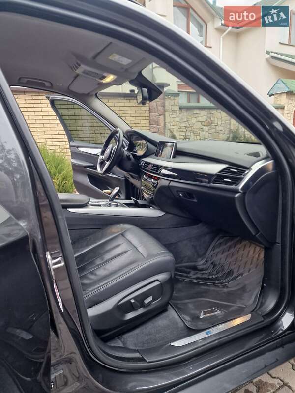 Внедорожник / Кроссовер BMW X5 2017 в Хмельницком